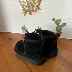Ugg boots size 6